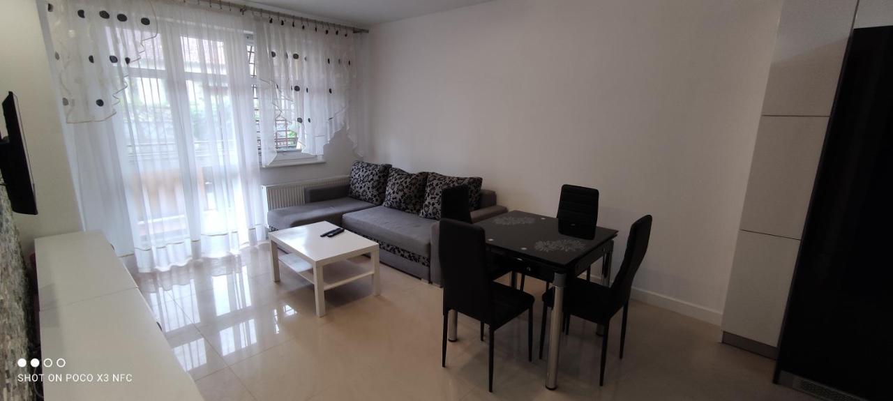 Apartament „Nad Jeziorkiem“ Apartment Ketrzyn Bagian luar foto